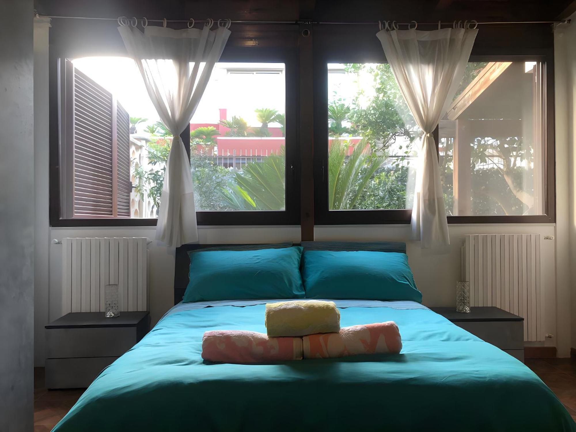 Sea Breeze Villa - Luna Apartment Μπάρι Εξωτερικό φωτογραφία