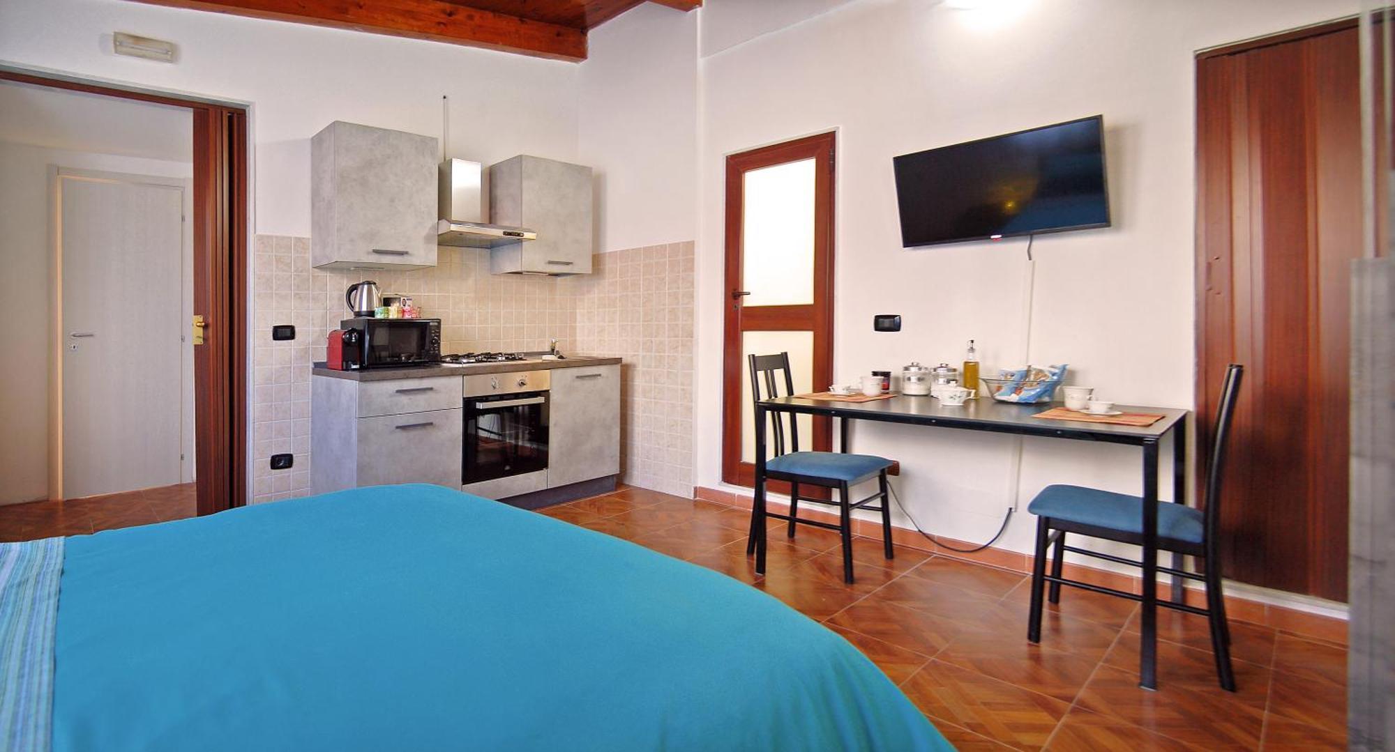 Sea Breeze Villa - Luna Apartment Μπάρι Εξωτερικό φωτογραφία